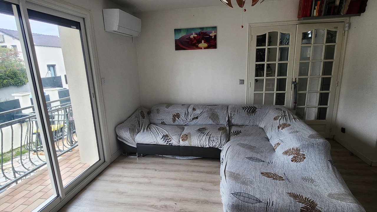 Photo of Livingroom in Athis-Mons