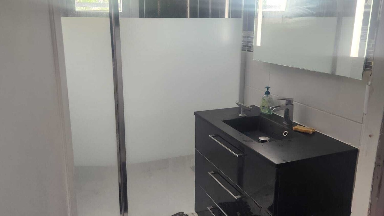 Photo of Bathroom in Athis-Mons