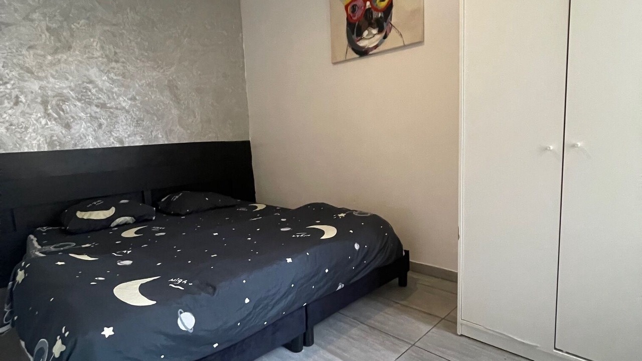 Photo of Bedroom in Villeneuve-le-Roi