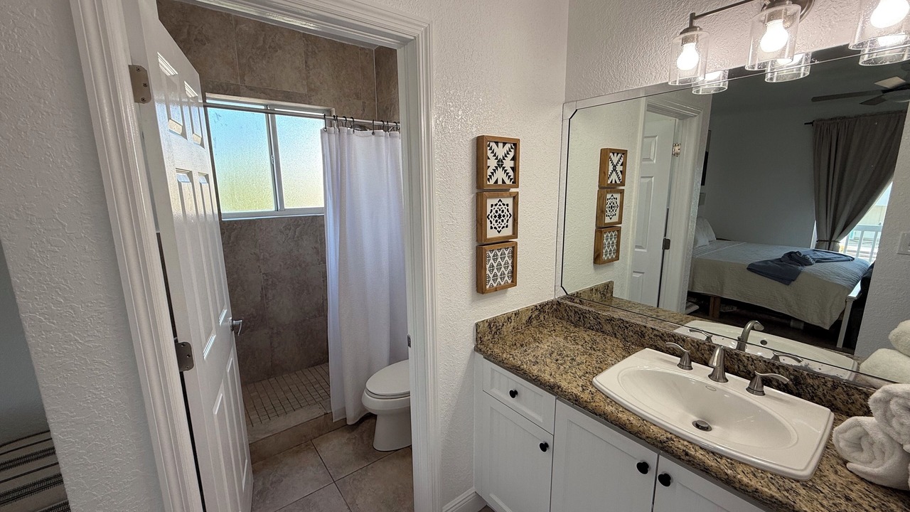 Photo of Bathroom in Alice Town