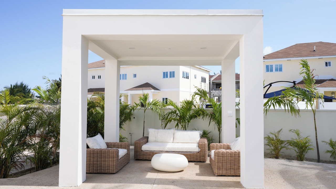Photo of Patio Balcony in Nassau