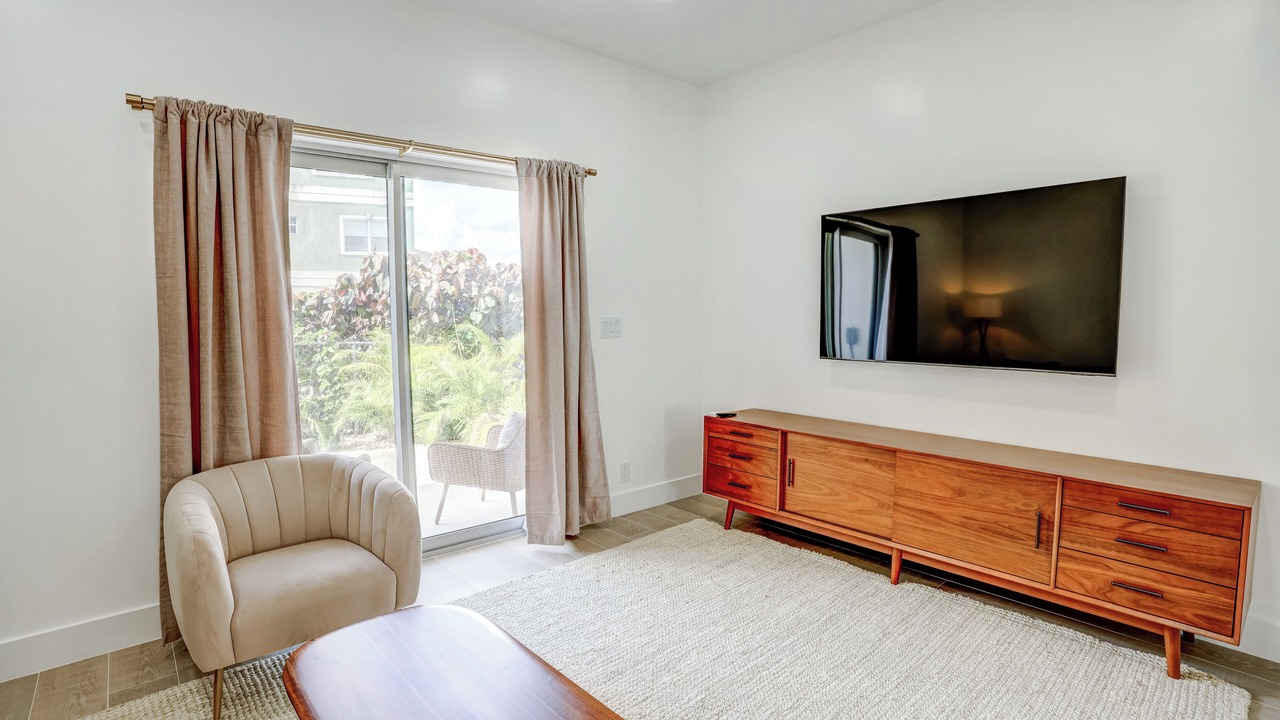 Photo of Livingroom in Nassau