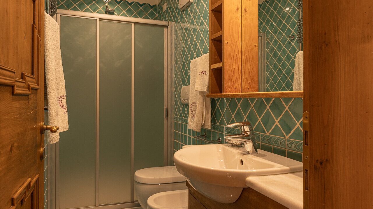 Photo of Bathroom in Cortina d'Ampezzo Historic Centre