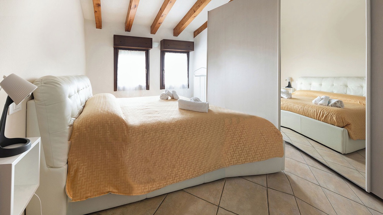 Photo of Bedroom in Urbana