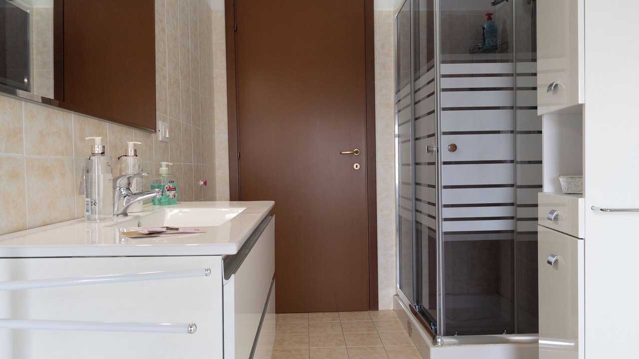 Photo of Bathroom in Urbana