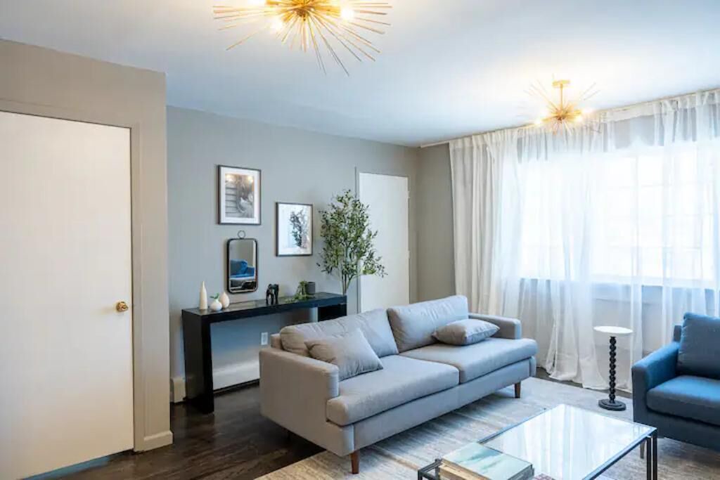 Photo of Livingroom in Canarsie