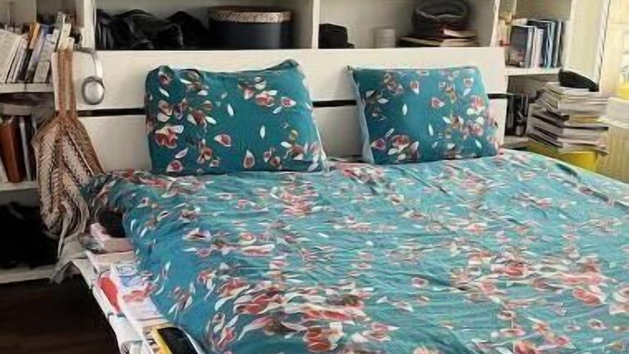 Photo of Bedroom in Hopital Saint-Louis
