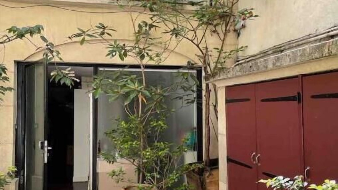 Photo of Outdoor in Hopital Saint-Louis