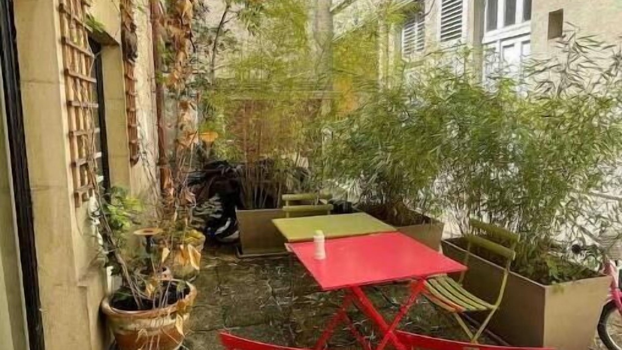 Photo of Outdoor in Hopital Saint-Louis