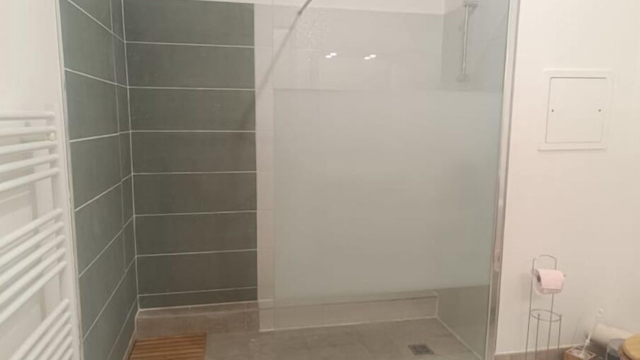 Photo of Bathroom in Chevilly-Larue