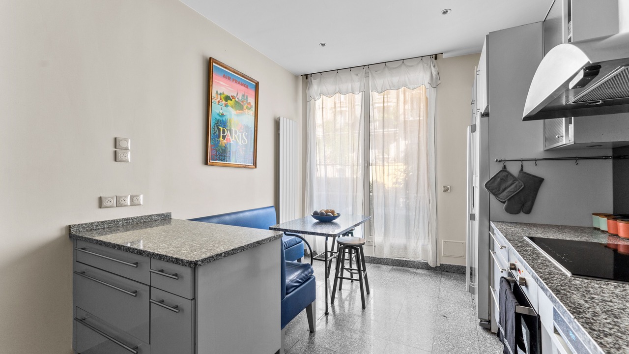 Photo of Kitchen in 16th Arrondissement