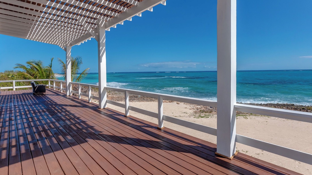 Photo of Patio Balcony in Great Guana Cay