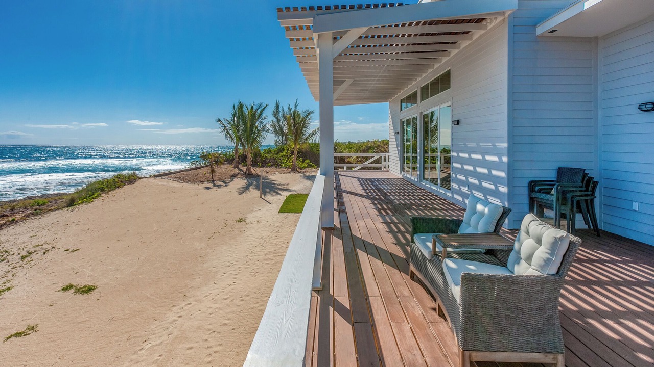 Photo of Patio Balcony in Great Guana Cay