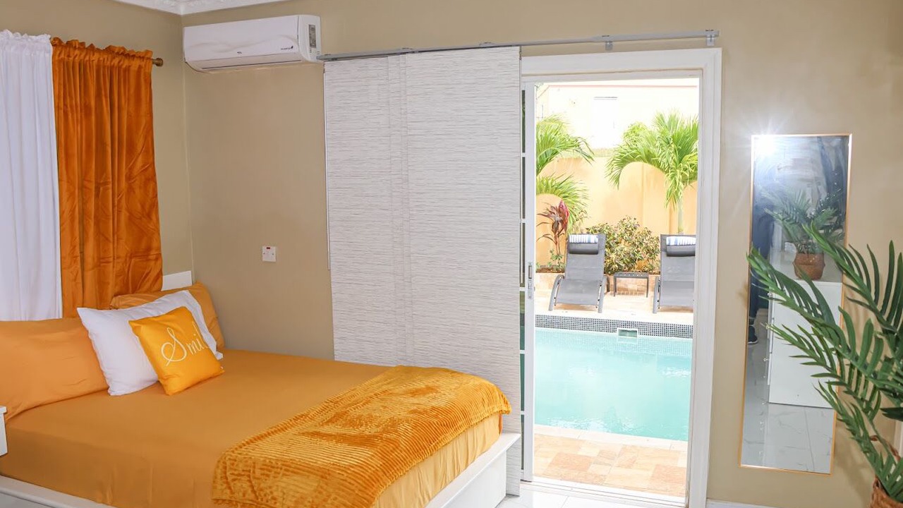 Photo of Bedroom in Green Island