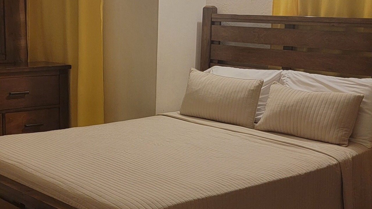 Photo of Bedroom in Eastwood Park