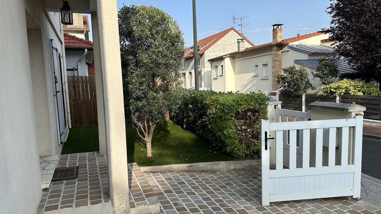 Photo of Outdoor in Le Plessis-Robinson