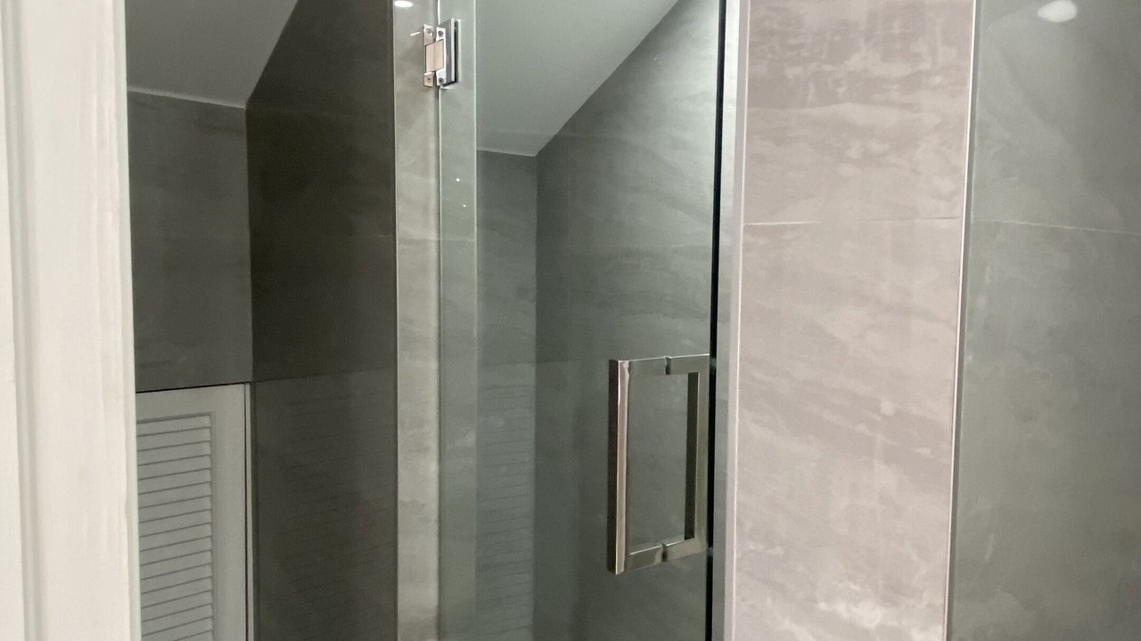 Photo of Bathroom in Downtown Nassau