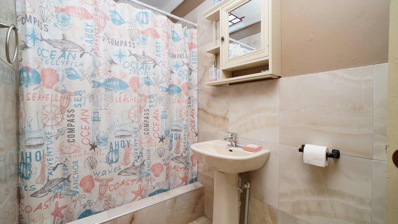 Photo of Bathroom in Caribbean Estates