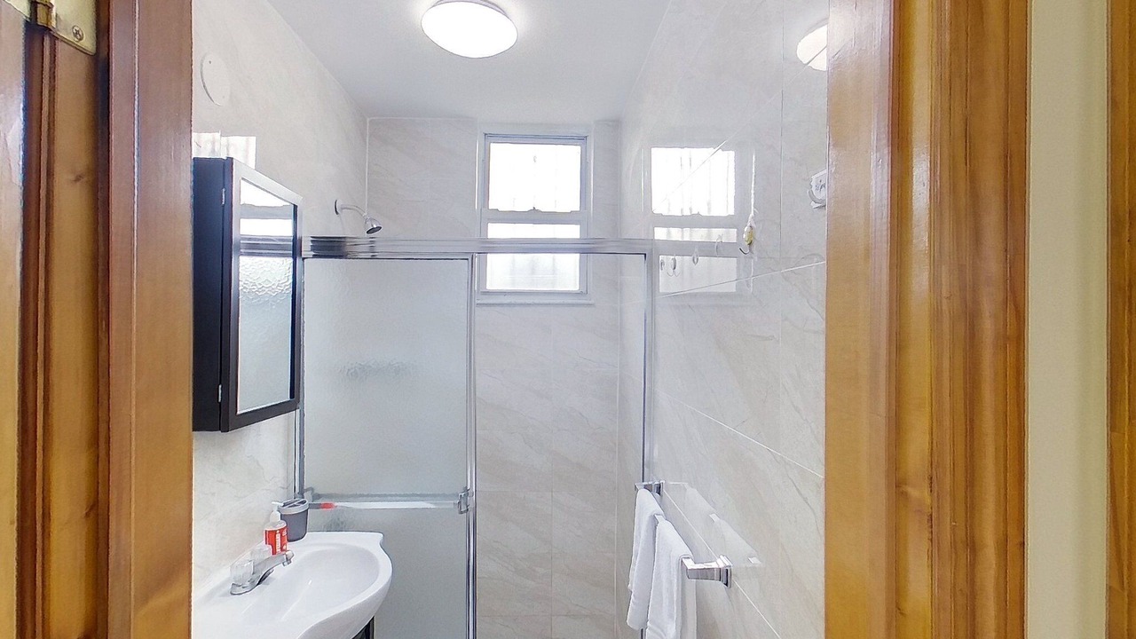 Photo of Bathroom in Borough Park
