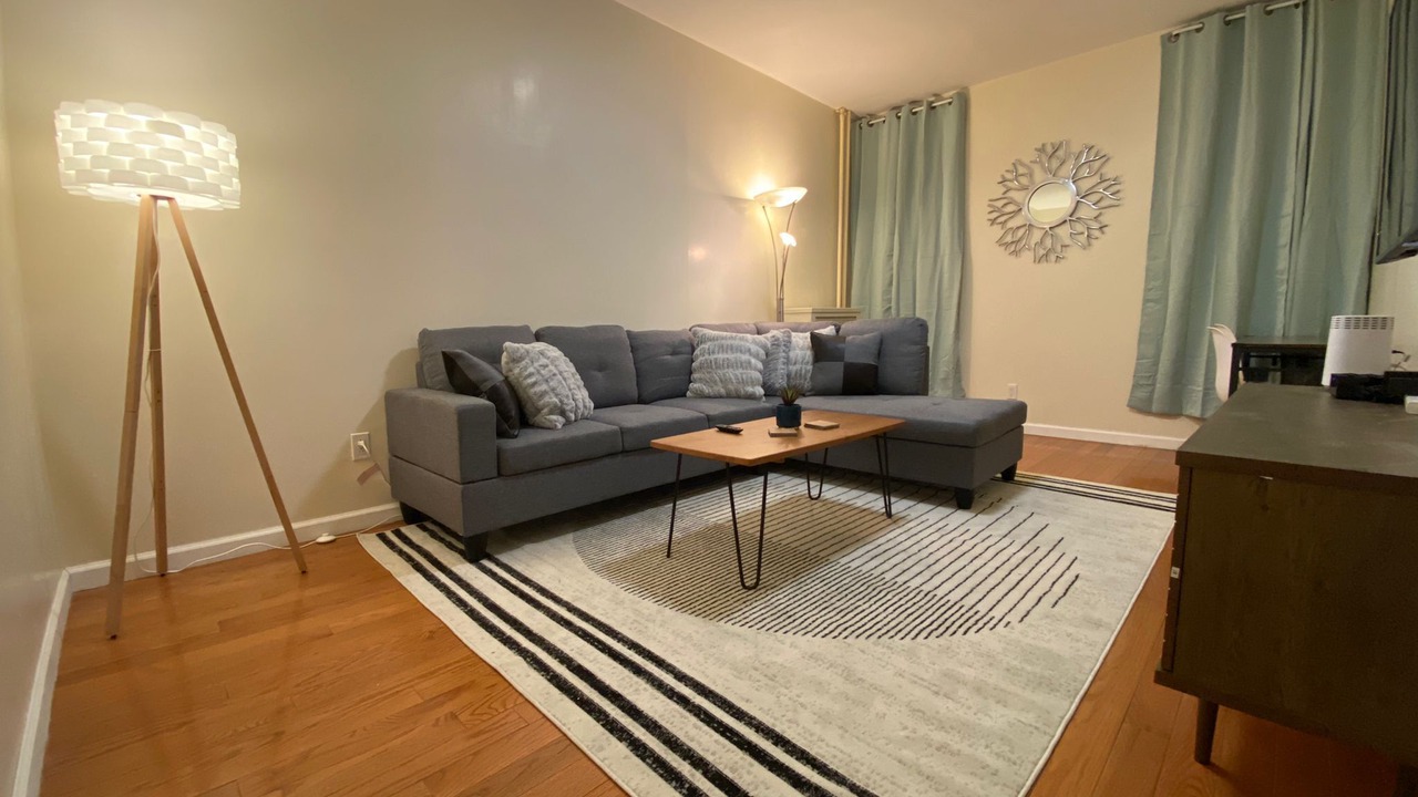 Photo of Livingroom in Borough Park