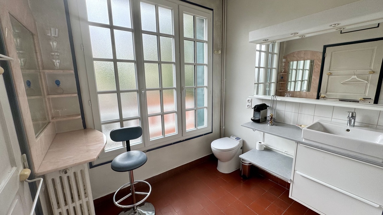 Photo of Bathroom in Sceaux