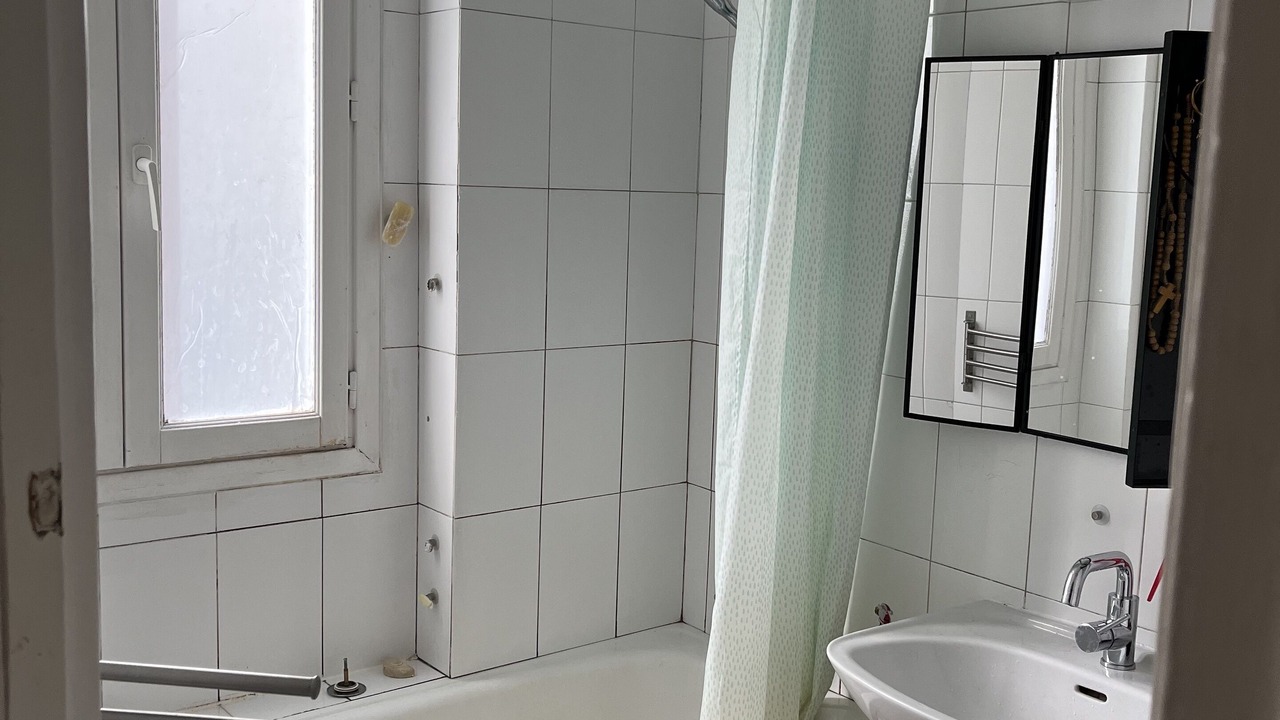 Photo of Bathroom in Quartier de la Goutte-d'Or