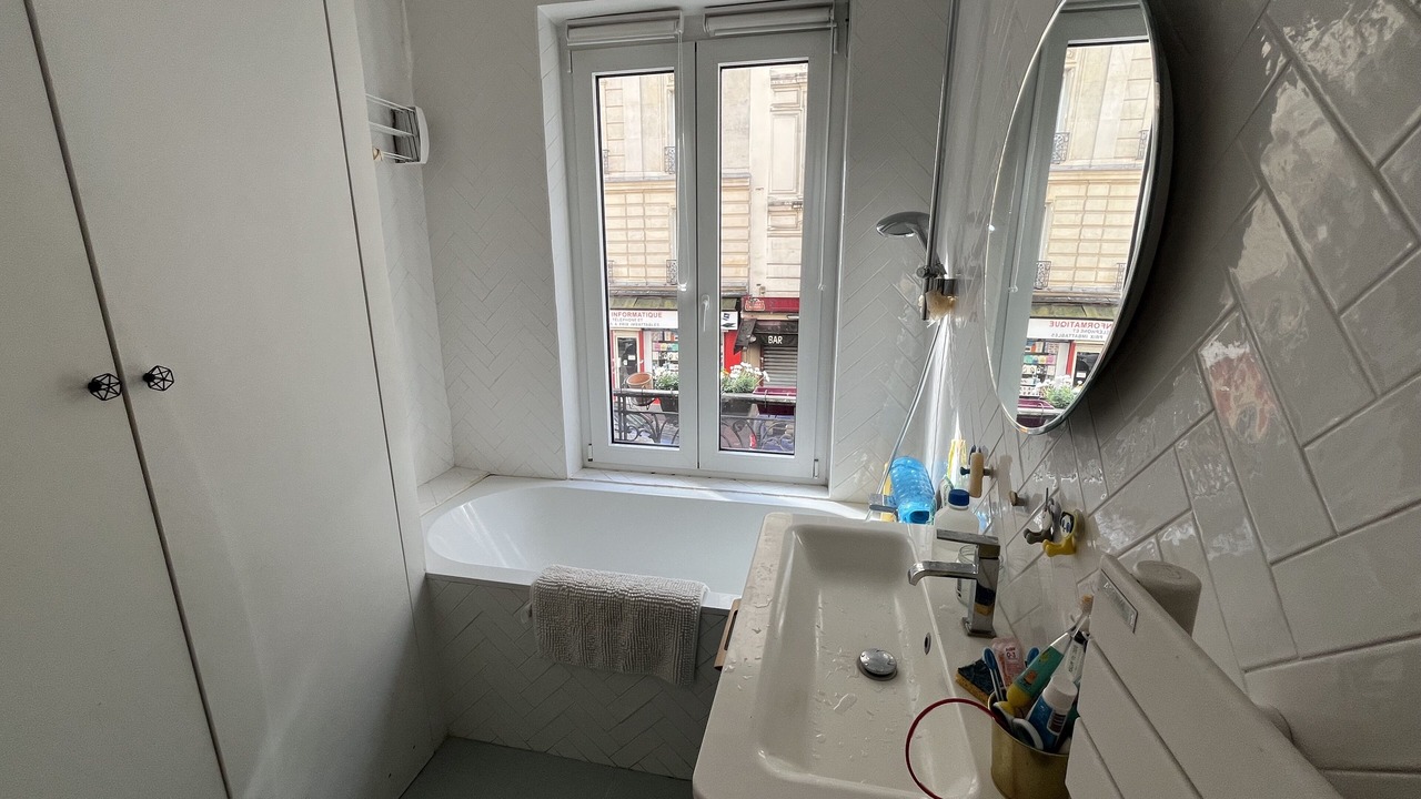Photo of Bathroom in Quartier de la Goutte-d'Or