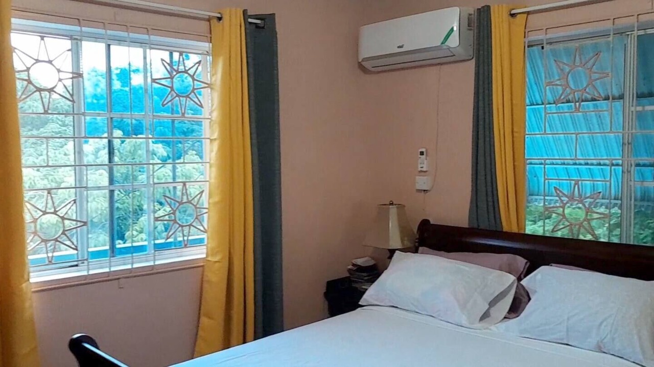 Photo of Bedroom in Saint Andrew