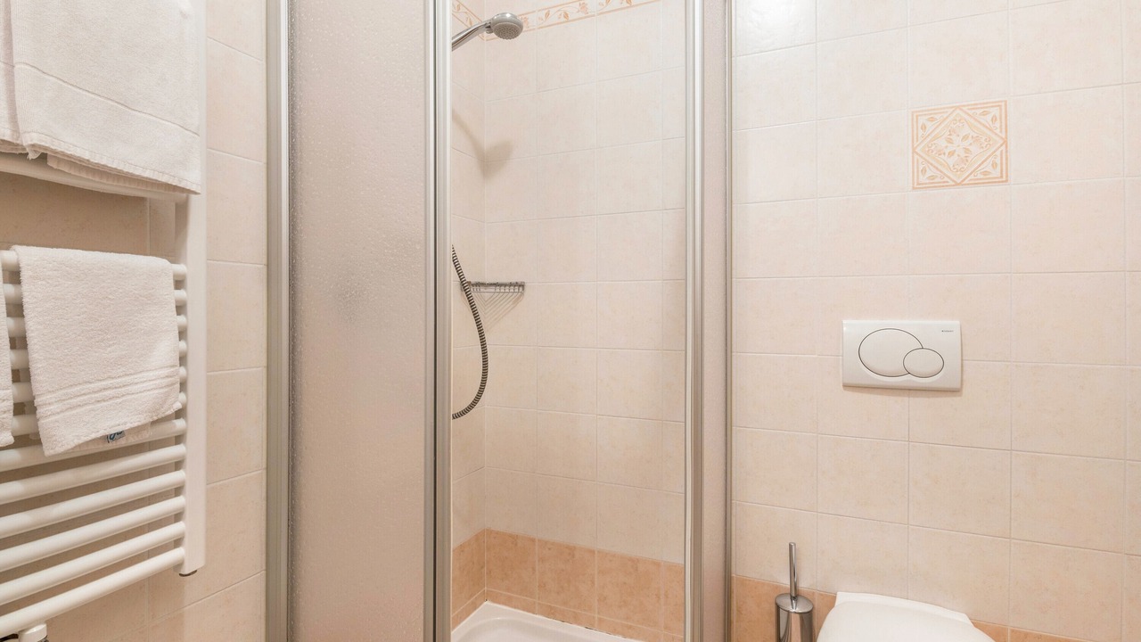 Photo of Bathroom in Livinallongo del Col di Lana