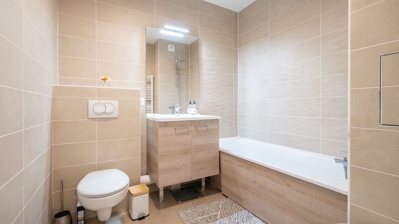 Photo of Bathroom in Serris