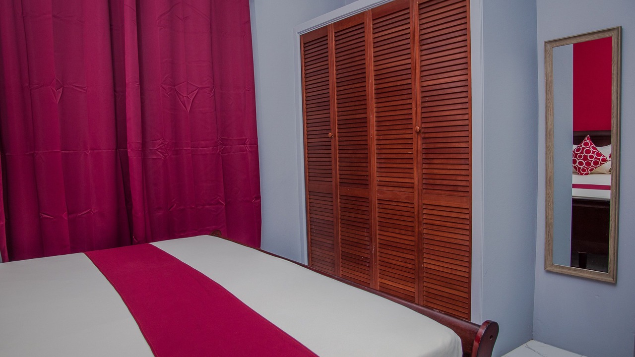 Photo of Bedroom in Hellshire