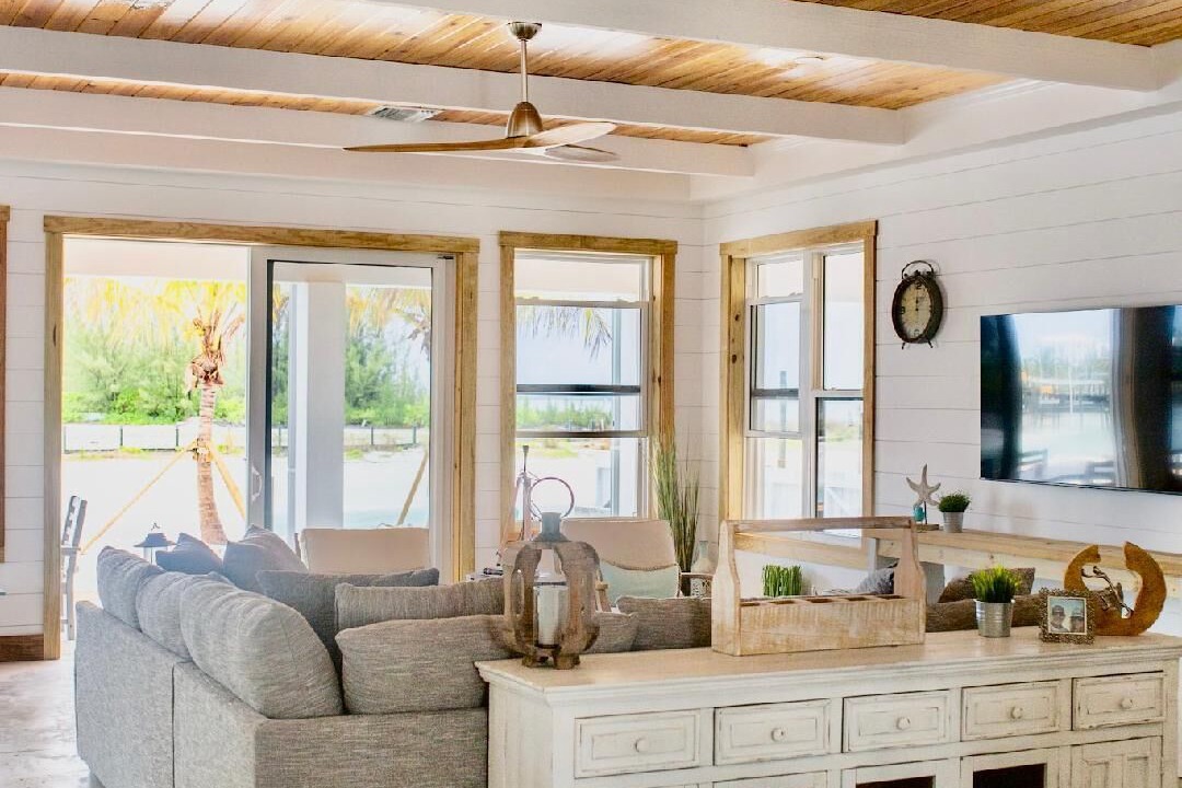 Photo of Livingroom in Treasure Cay