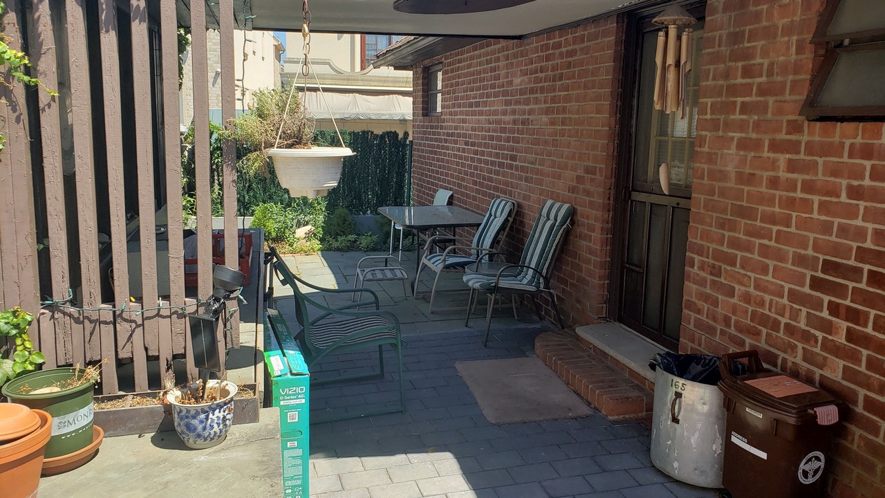 Photo of Patio Balcony in Manhattan Beach