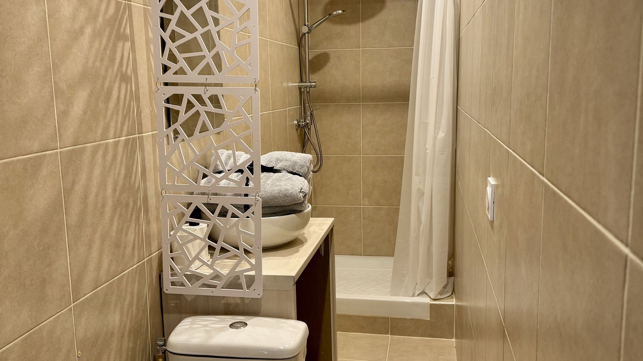 Photo of Bathroom in Quartier de la Goutte-d'Or
