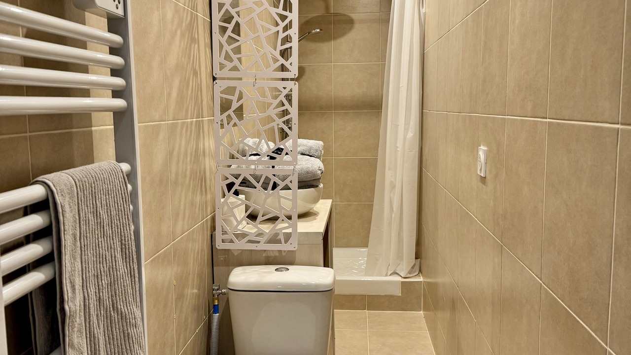 Photo of Bathroom in Quartier de la Goutte-d'Or