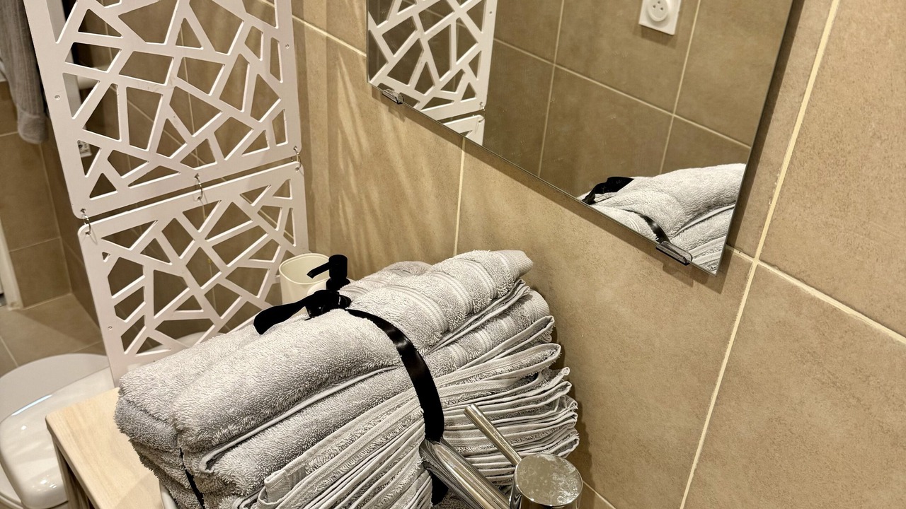 Photo of Bathroom in Quartier de la Goutte-d'Or
