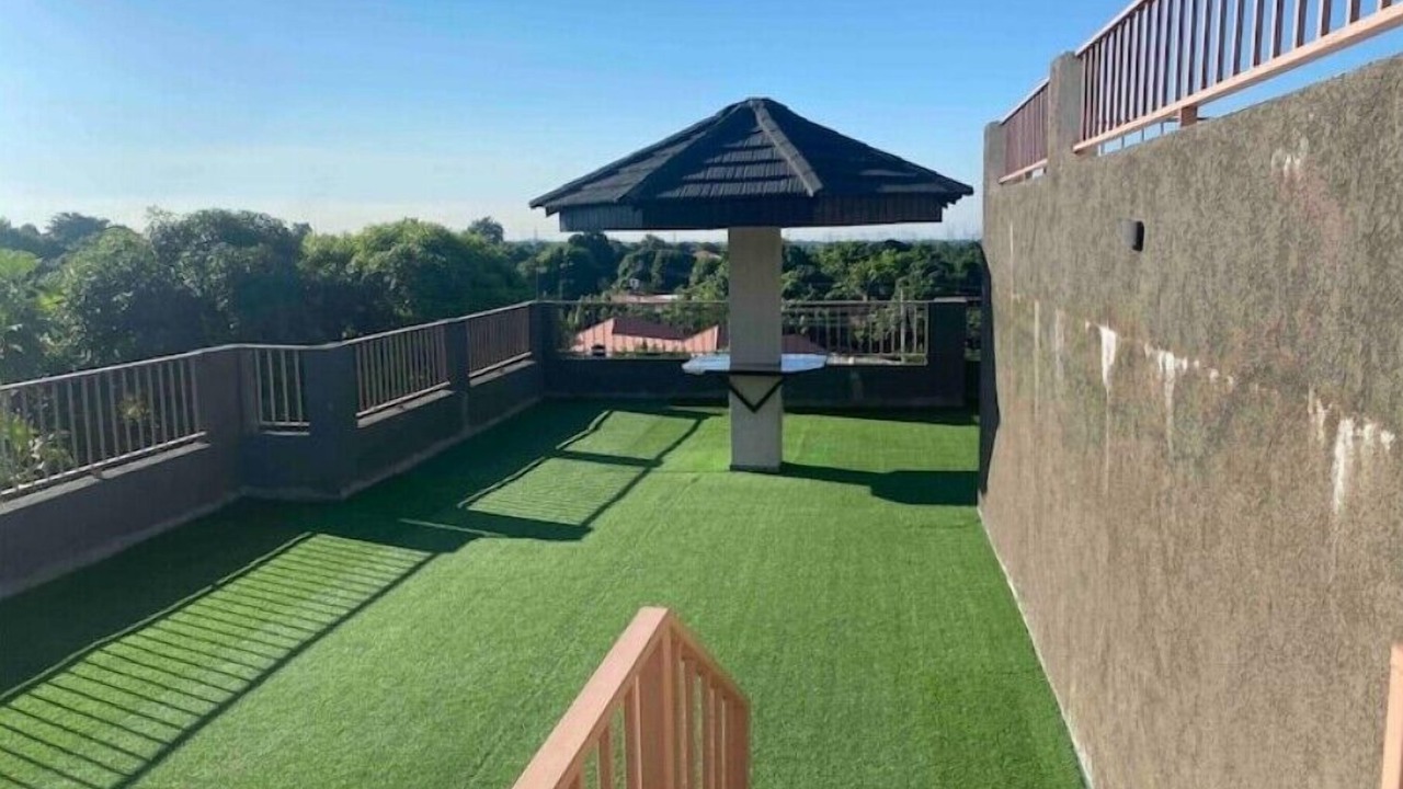 Photo of Outdoor in Molynes Gardens