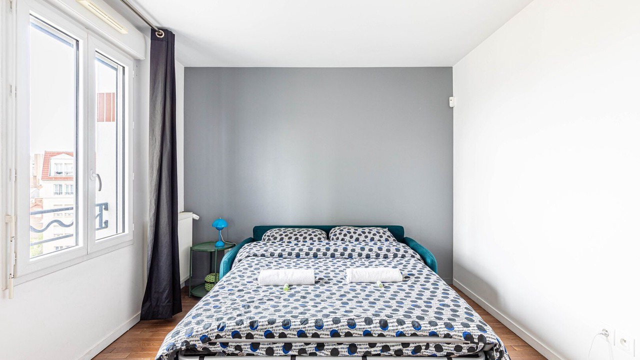 Photo of Bedroom in Romainville