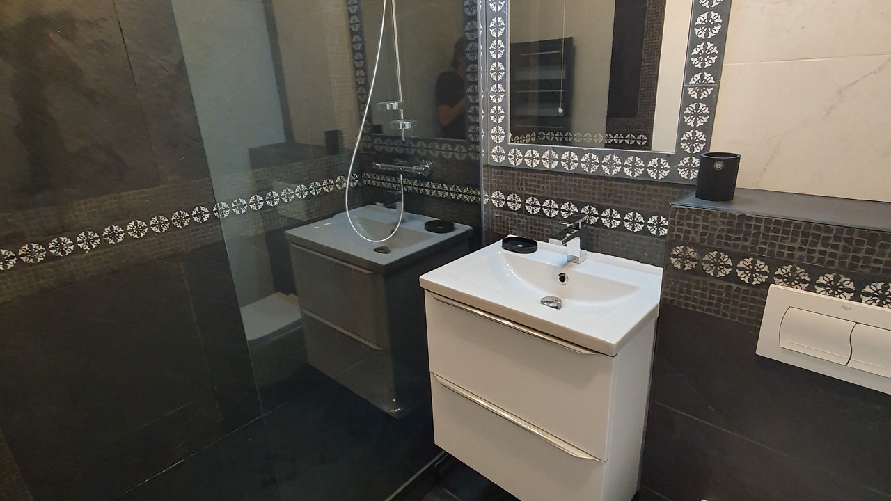 Photo of Bathroom in Neuilly-sur-Seine
