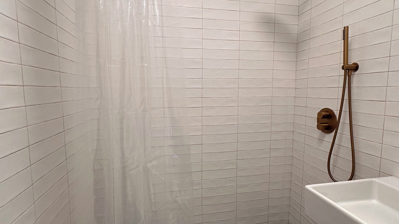 Photo of Bathroom in Far Rockaway