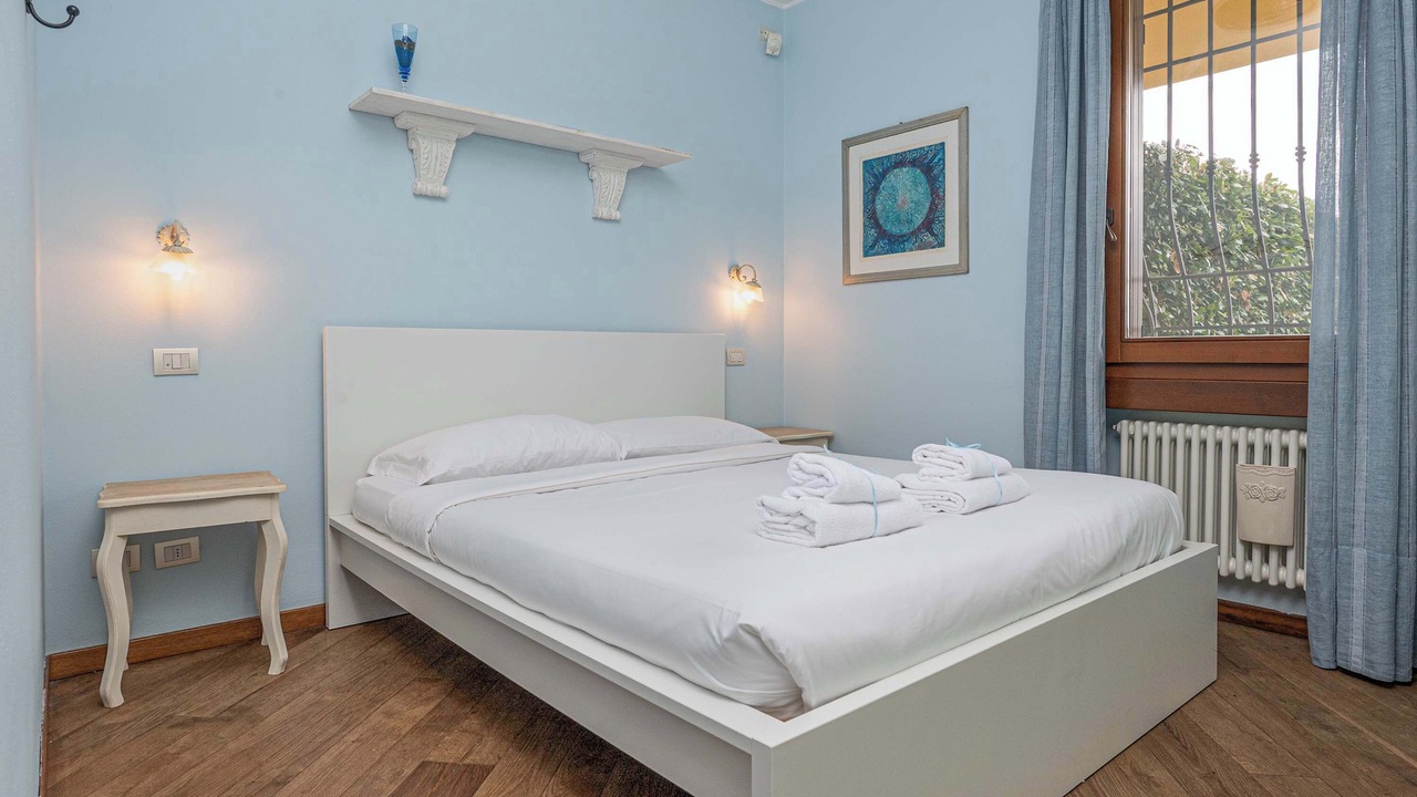 Photo of Bedroom in Costermano