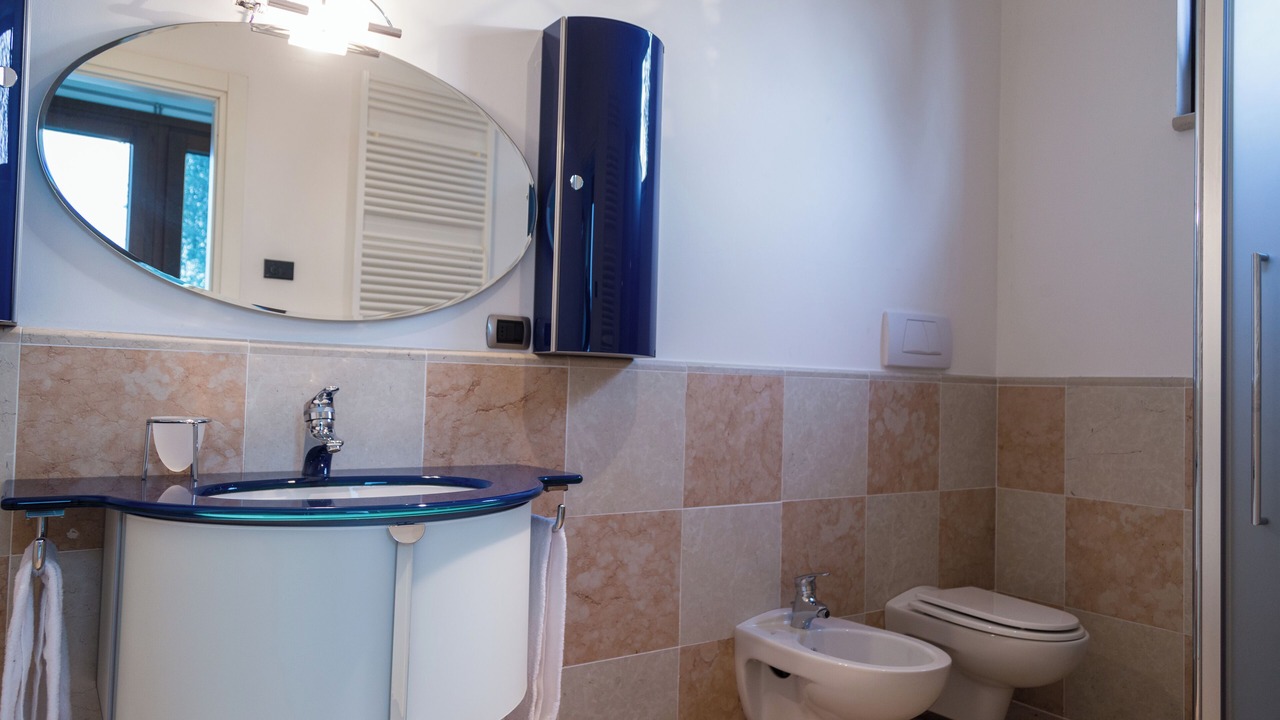 Photo of Bathroom in Frader