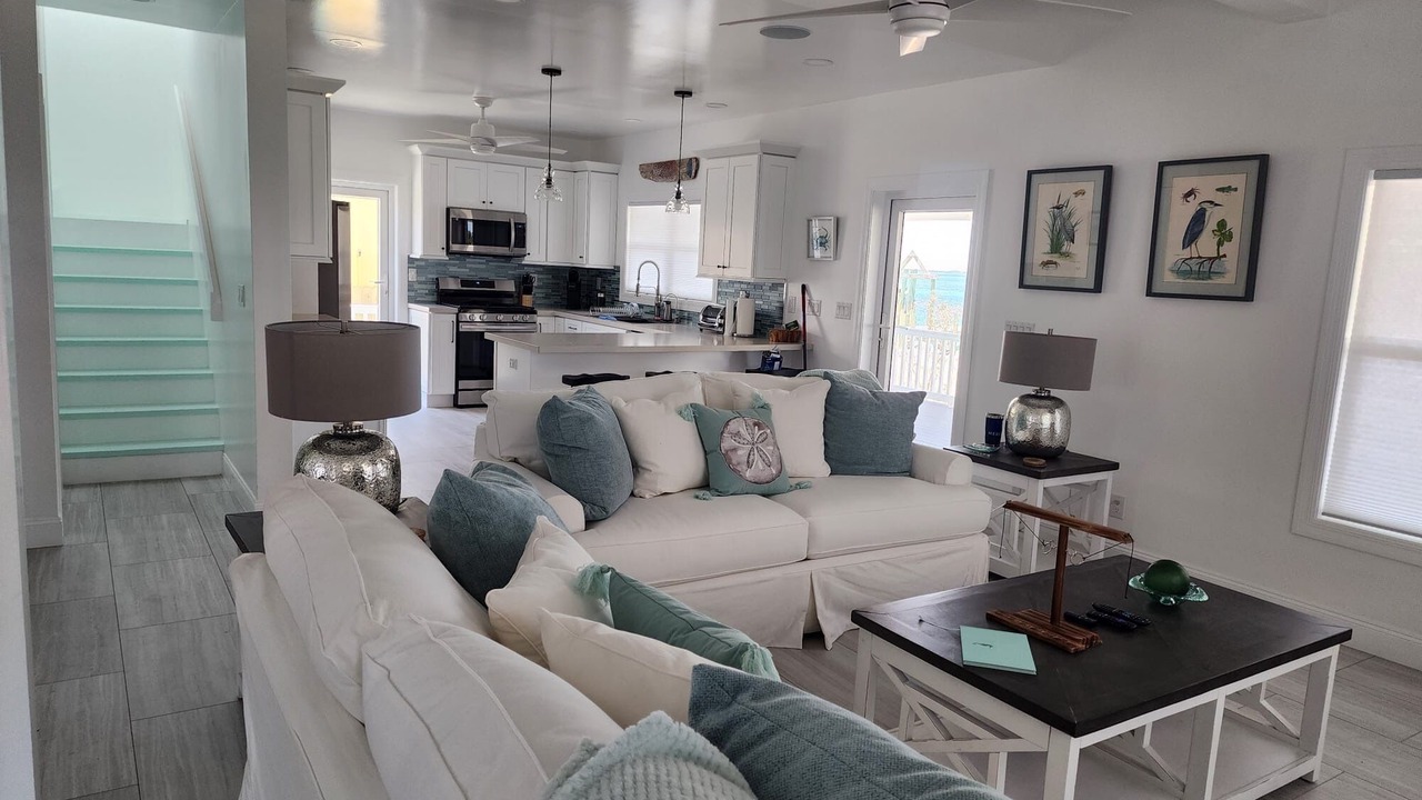 Photo of Livingroom in Treasure Cay