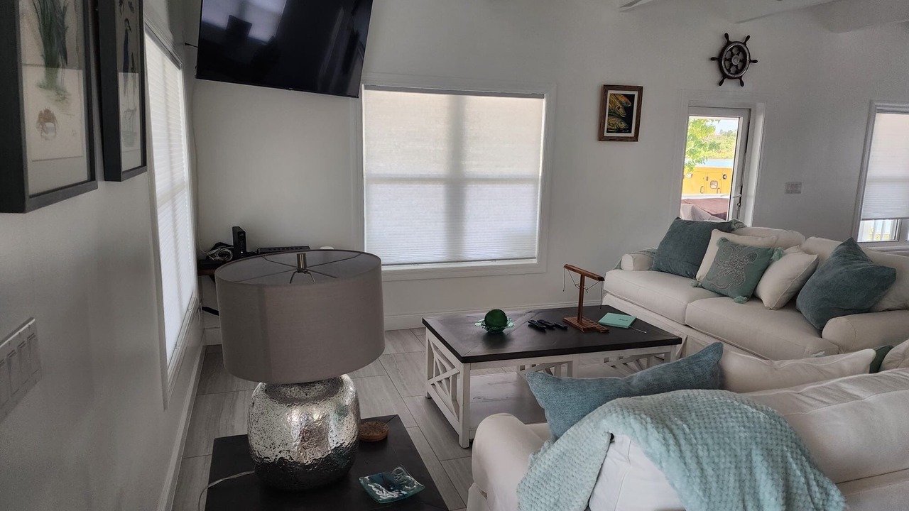 Photo of Livingroom in Treasure Cay