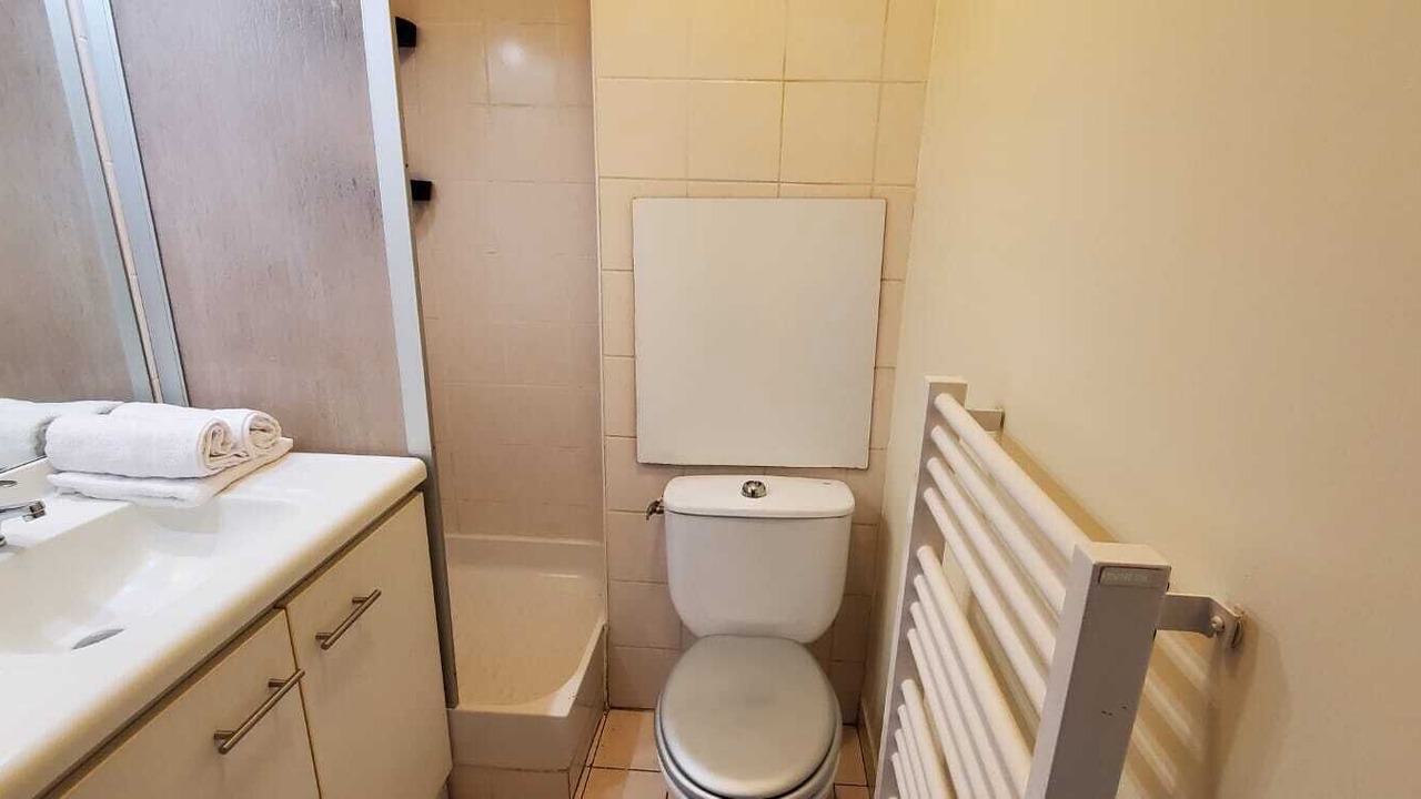 Photo of Bathroom in Petit-Ivry