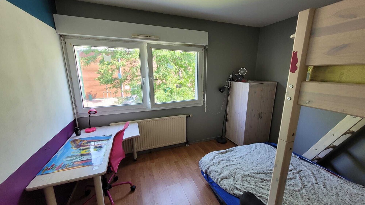 Photo of Bedroom in Le Plessis-Robinson