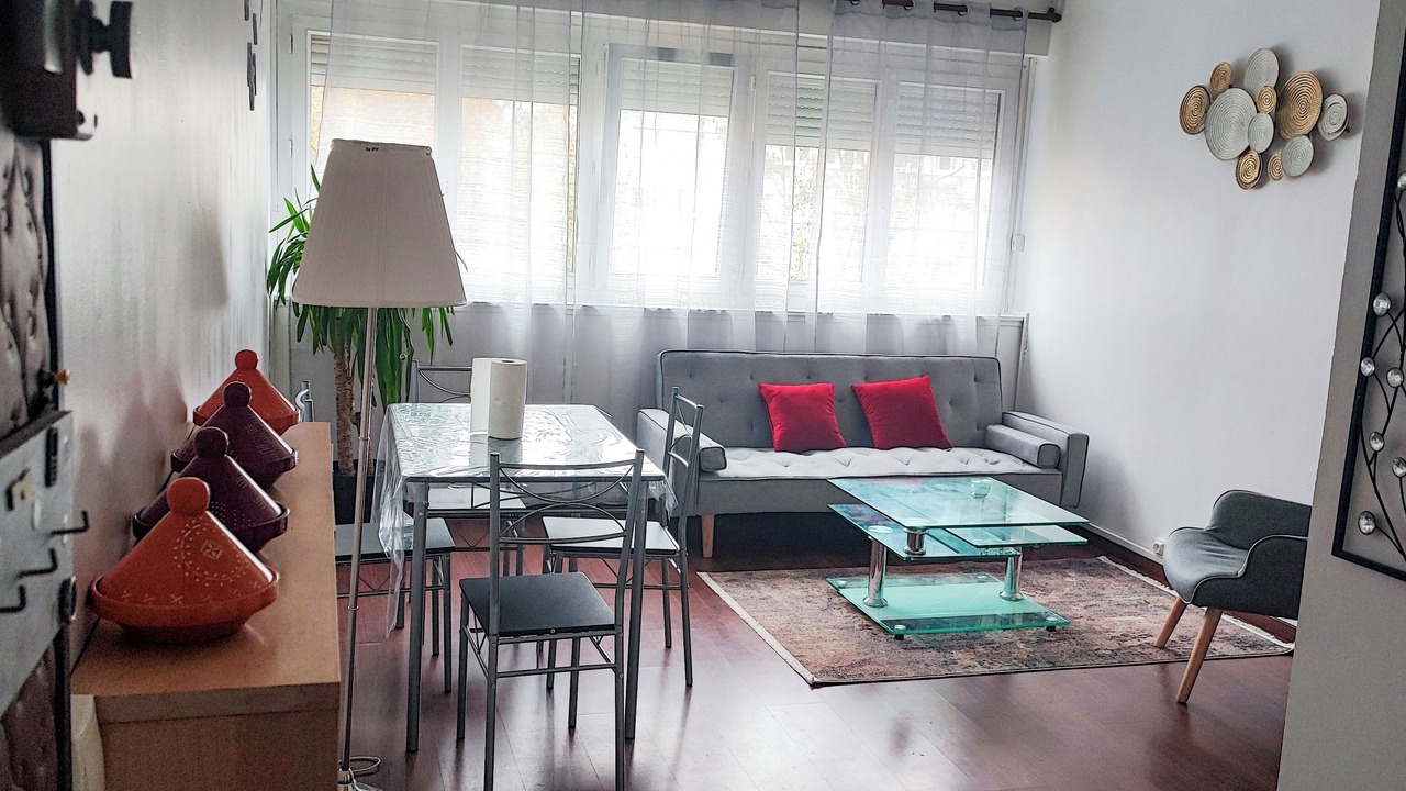 Photo of Livingroom in Antony