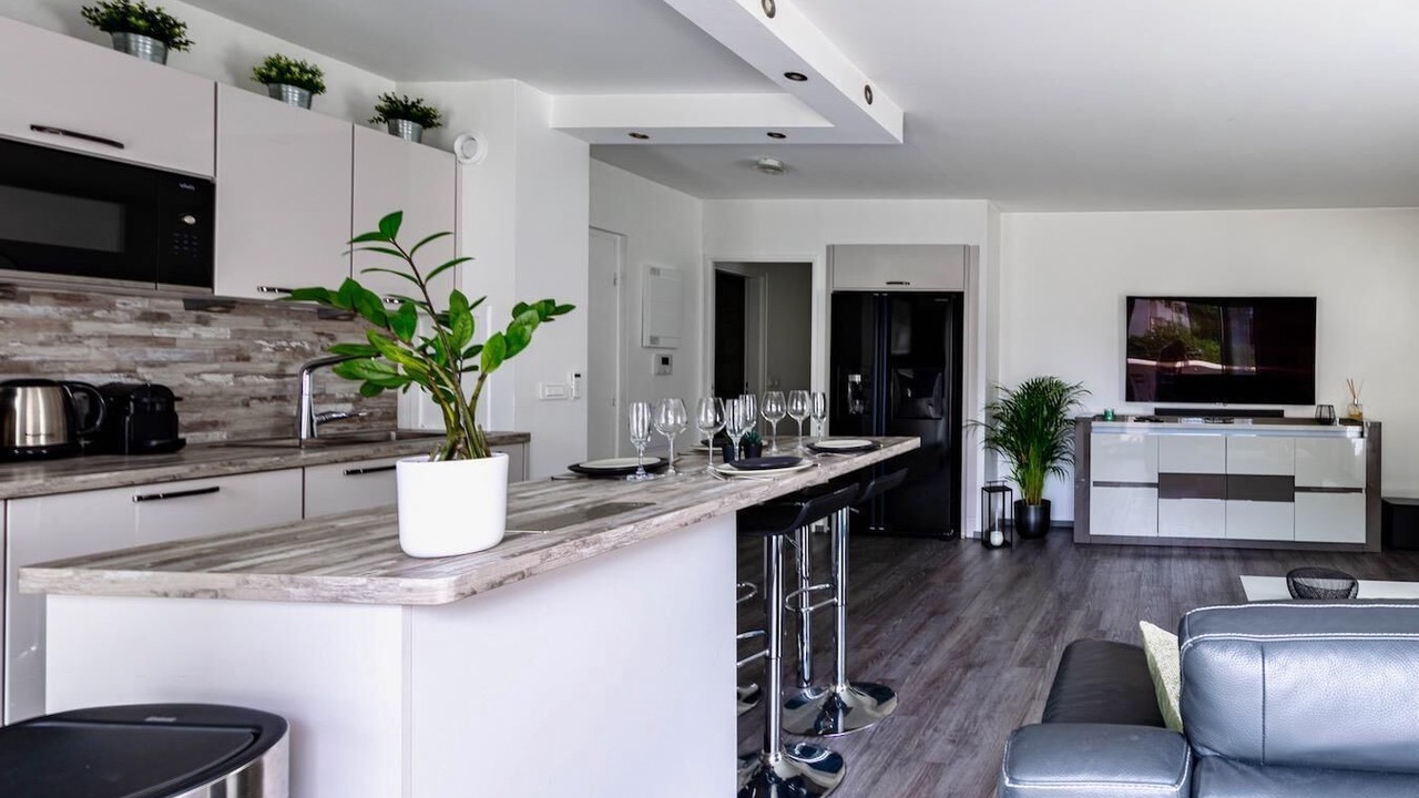 Photo of Kitchen in Bleuets - Bordieres - Pinsons