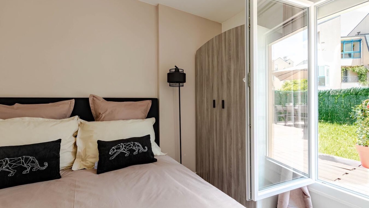 Photo of Bedroom in Bleuets - Bordieres - Pinsons
