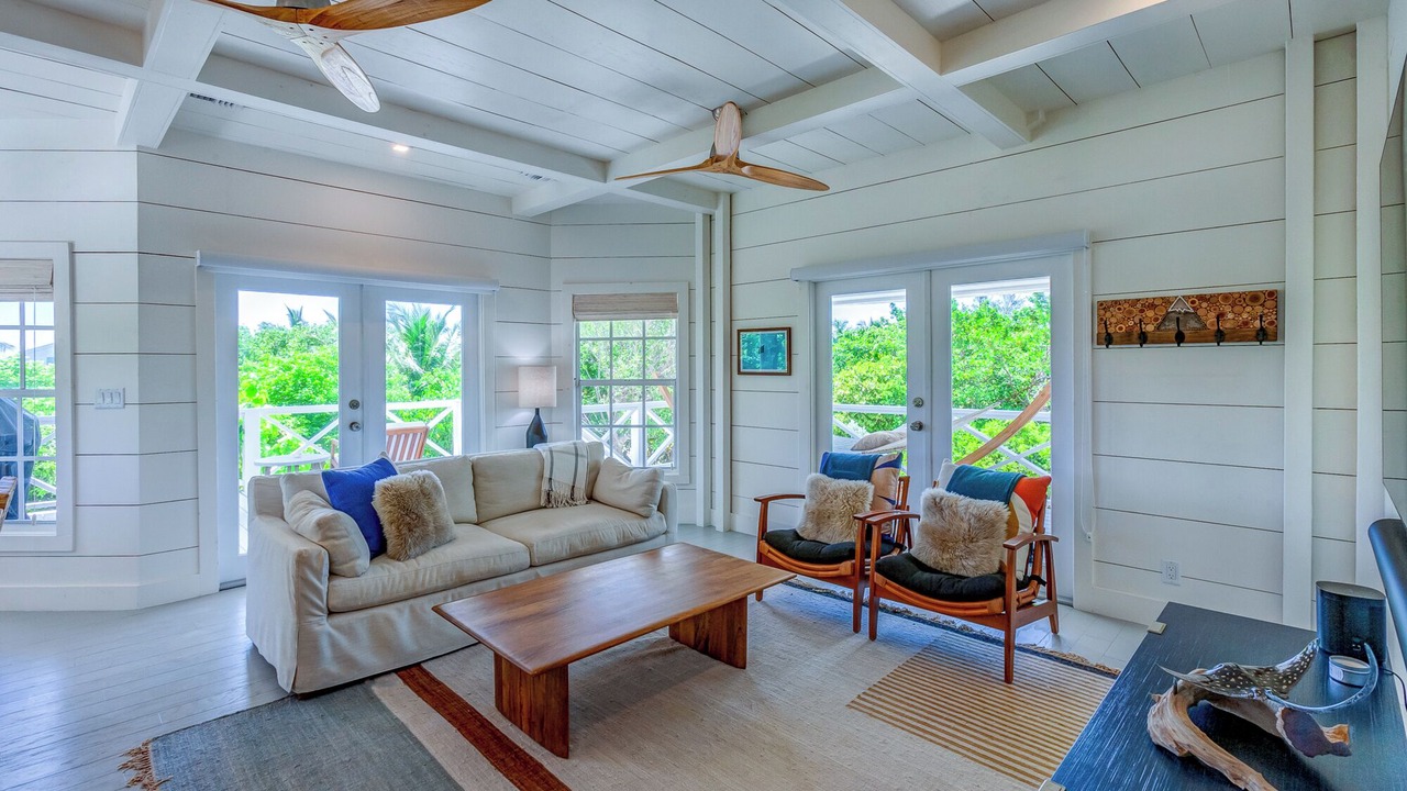 Photo of Livingroom in Hope Town
